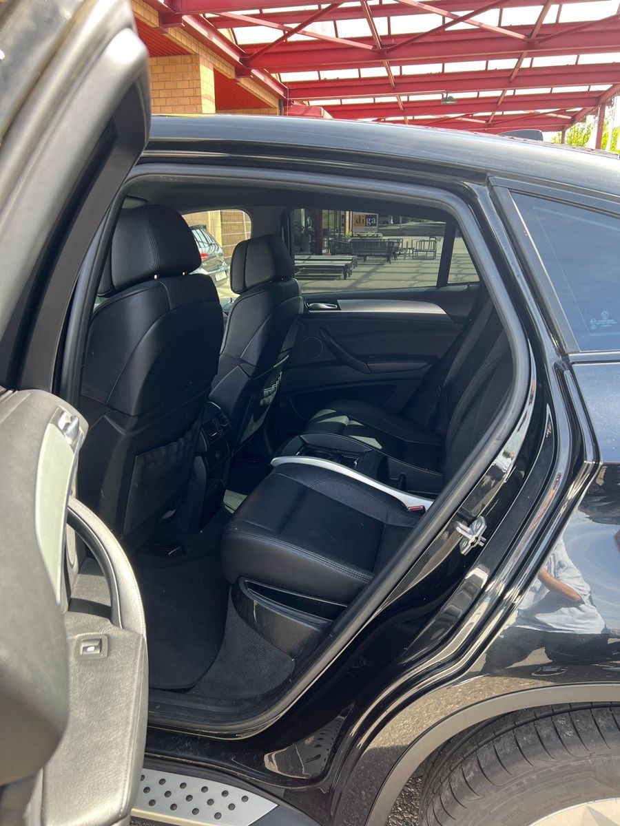 BMW Automobili: BMW X6 xDrive40d schwarz – Usato da Muttenz venduto da Geentii13 9