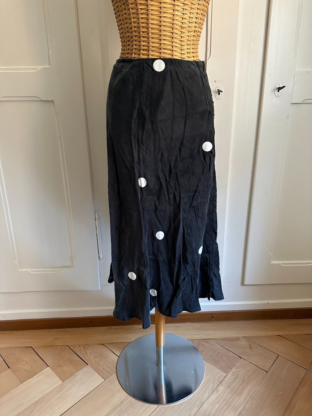 H&M Gonne: Rock schwarz Polka Dots - 36 – Usato da Zürich venduto da Diazaio 1