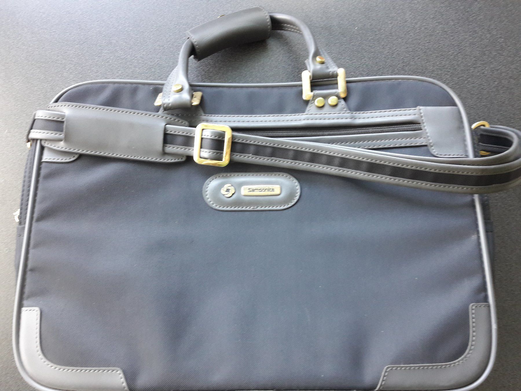 Samsonite Koffer & Taschen: SAMSONITE Dokumenten und Notebook-Tasche Pro Deluxe – Neu (gemäss Beschreibung) aus Zollikerberg von Kaugo 1