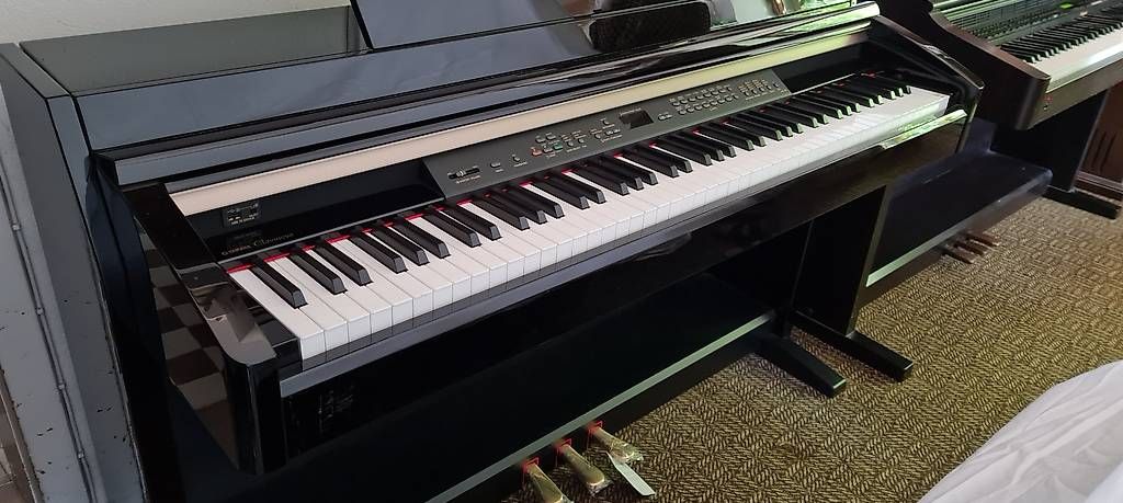 Strumenti musicali: YAMAHA  CLAVINOVA      CLP  240  PE   – Usato da Muttenz venduto da mus_c9gh 3