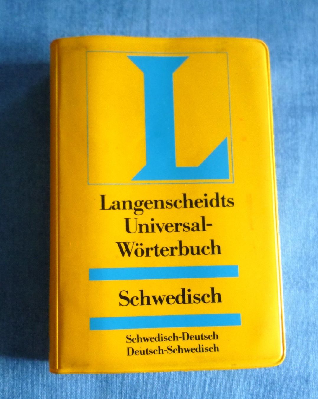 Libri: Schwedisch  // Langenscheidts Universal-Wörterbuch – Usato da Rafz venduto da Sonnenblume305
