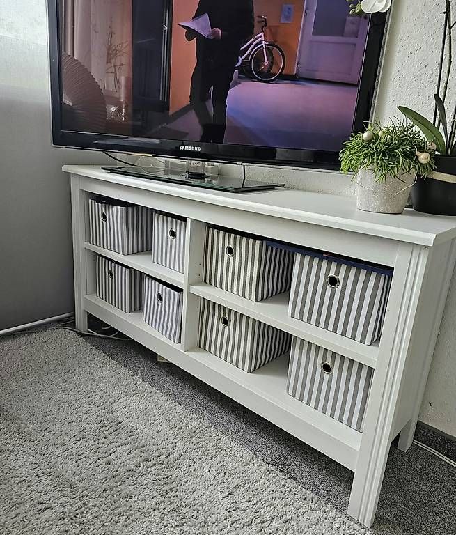 Meubles TV: TV Möbel – D'occasion à Romanshorn par gia_kb75