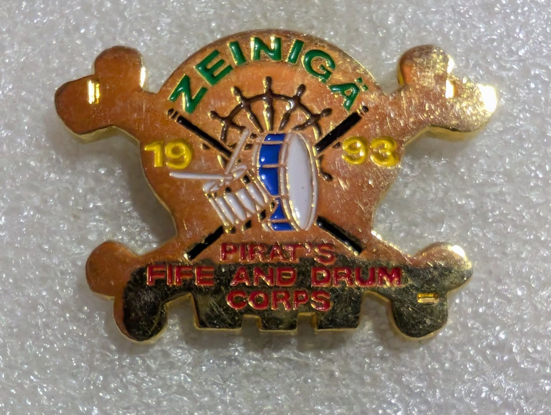 Plaquettes & Badges: Ansteckpin 243: – D'occasion à Oppligen par Pin-Fall-Shop