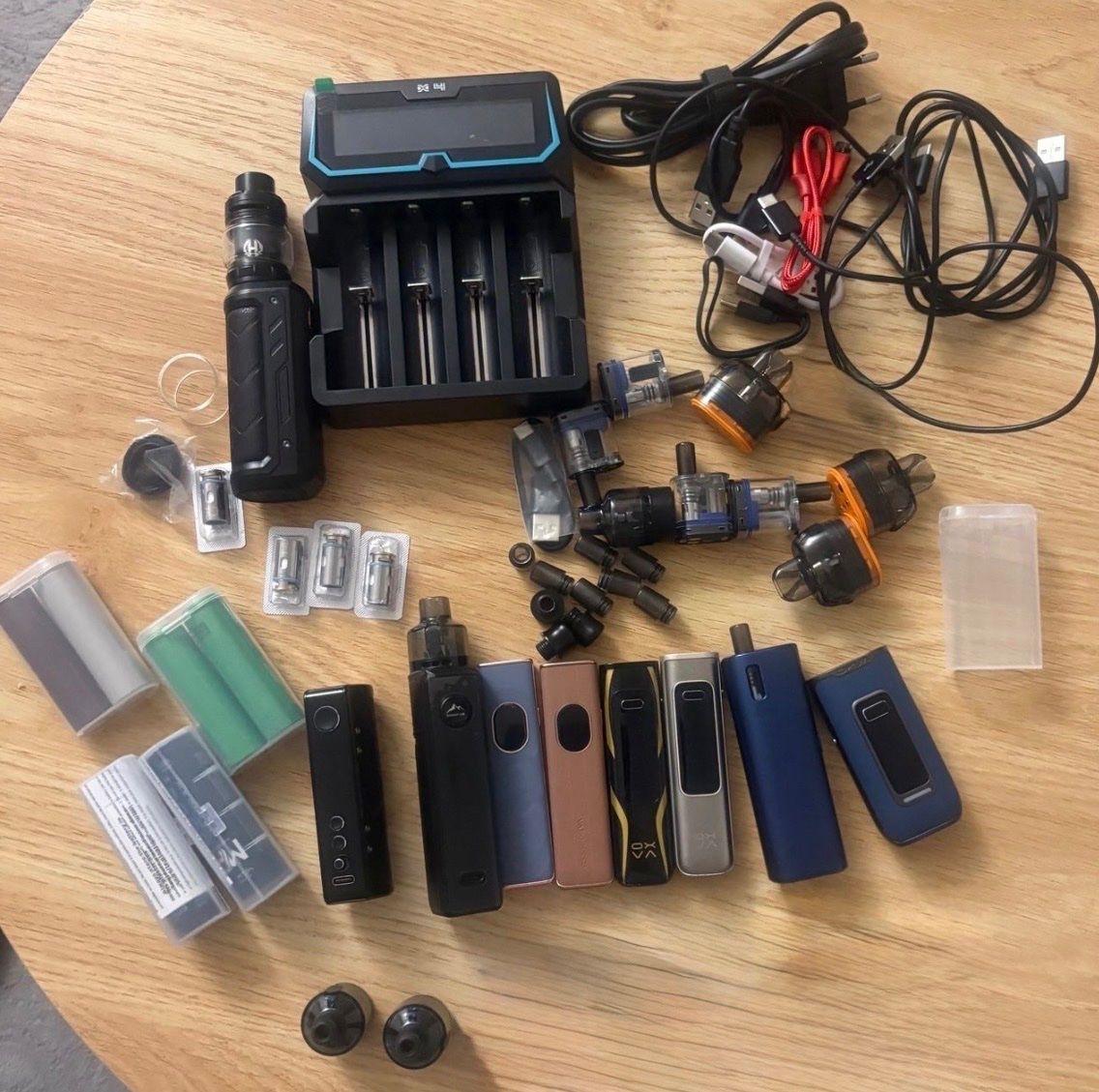 Autres tabacs: grosses Vape Set – Neuf (Voir description) à Emmenbrücke par pollux79