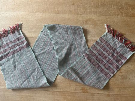 Handgewobenes Halstuch .einzelstück 120 cm