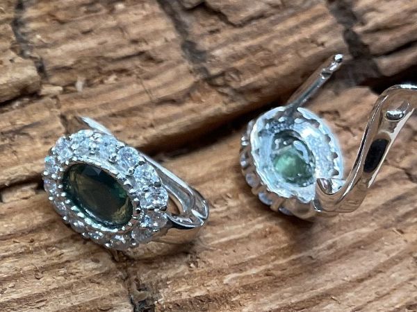 Ohrringe & -stecker: Ohrstecker Saphir in Silber, klein und fein – Neu (gemäss Beschreibung) aus luzern von Alpendorf1 3