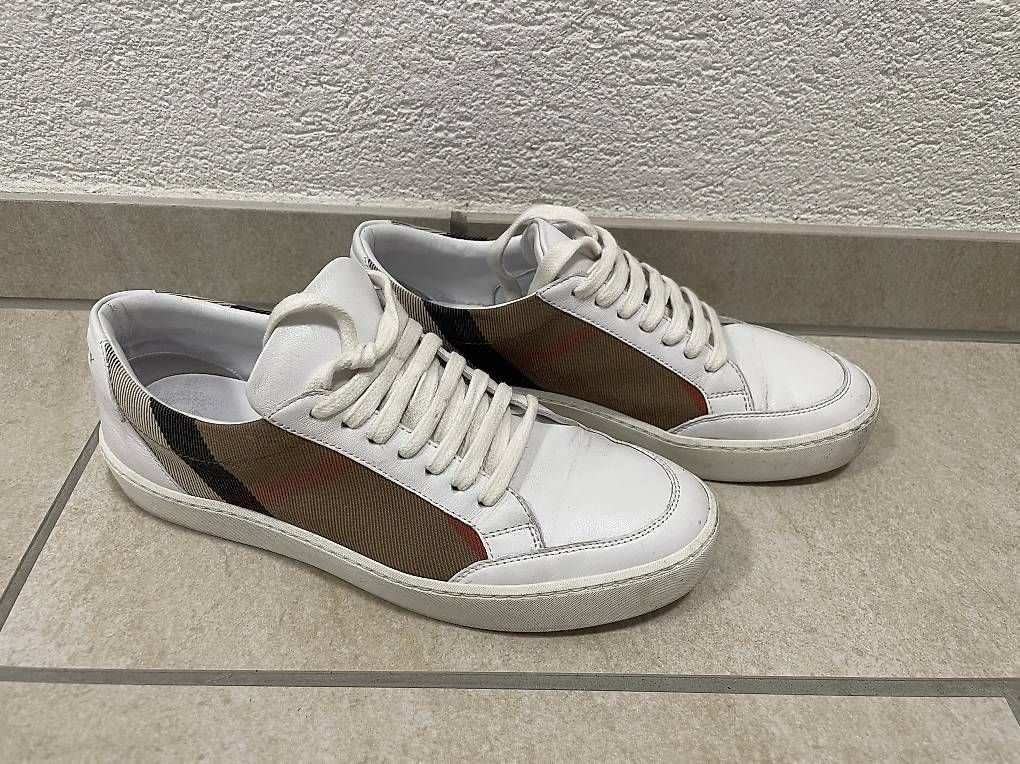 Burberry Scarpe da uomo: Burberry Sneakers weiss 38 – Usato da Würenlingen venduto da janinemeier