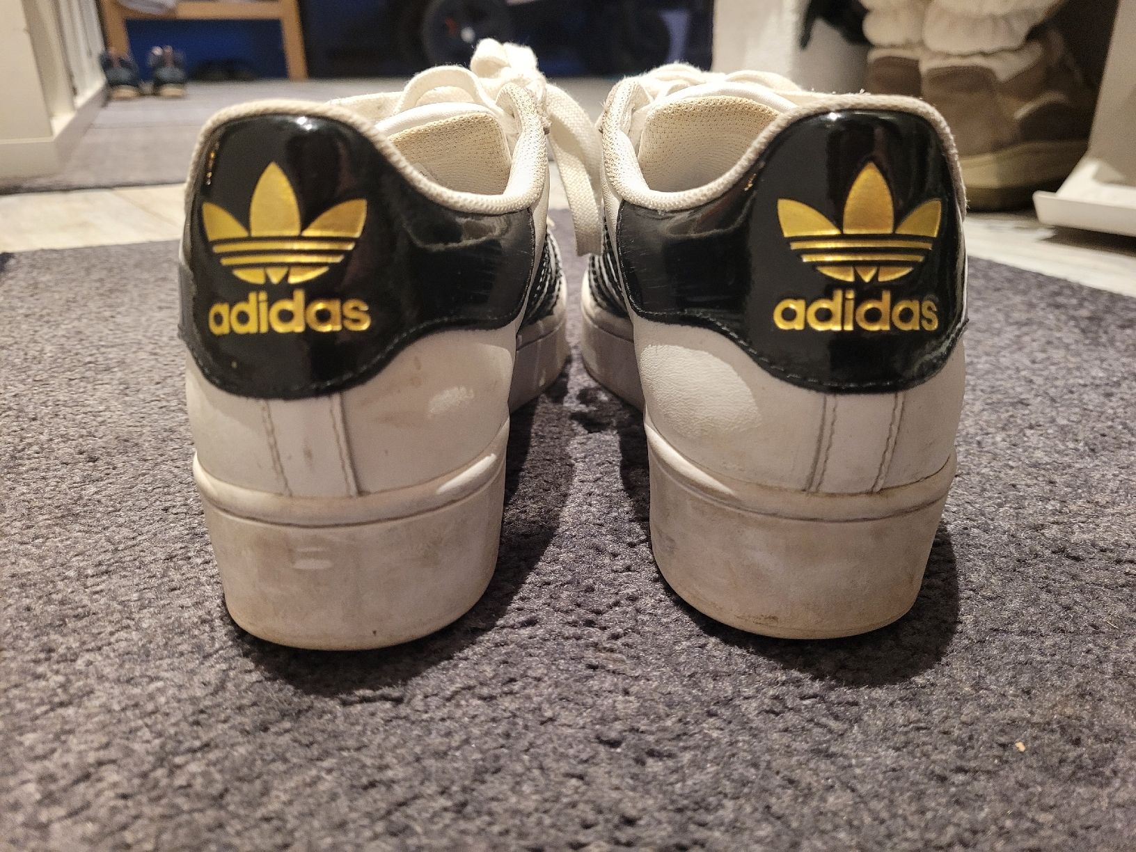 Adidas Scarpe da donna: ADIDAS SUPERSTAR N. 40 – Usato da Giubiasco venduto da A.B00 4