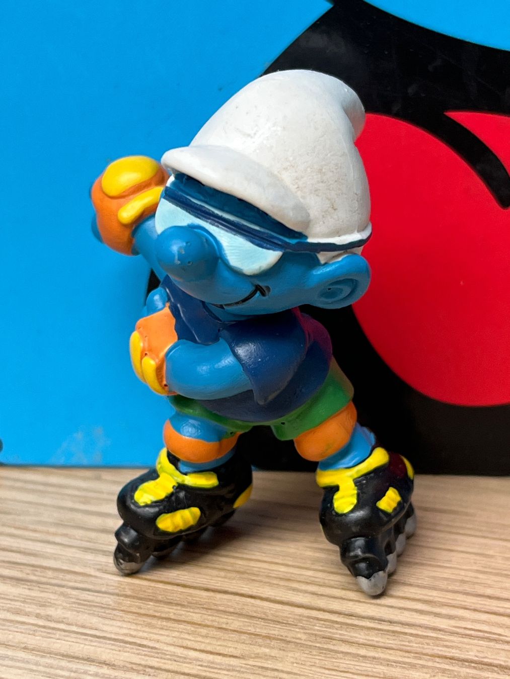 Schleich Figuren: Rollerskating / Inline-Schlumpf – Gebraucht aus Lyss von Duckszone