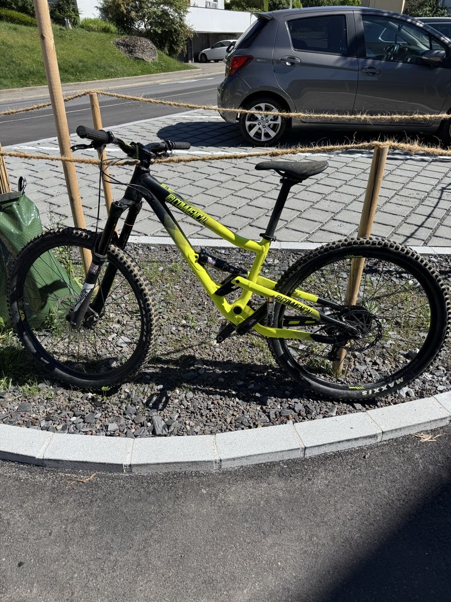 Commencal Velos: Commencal Supreme Junior 27.5 – Gebraucht aus Zug von hopfemannli 1