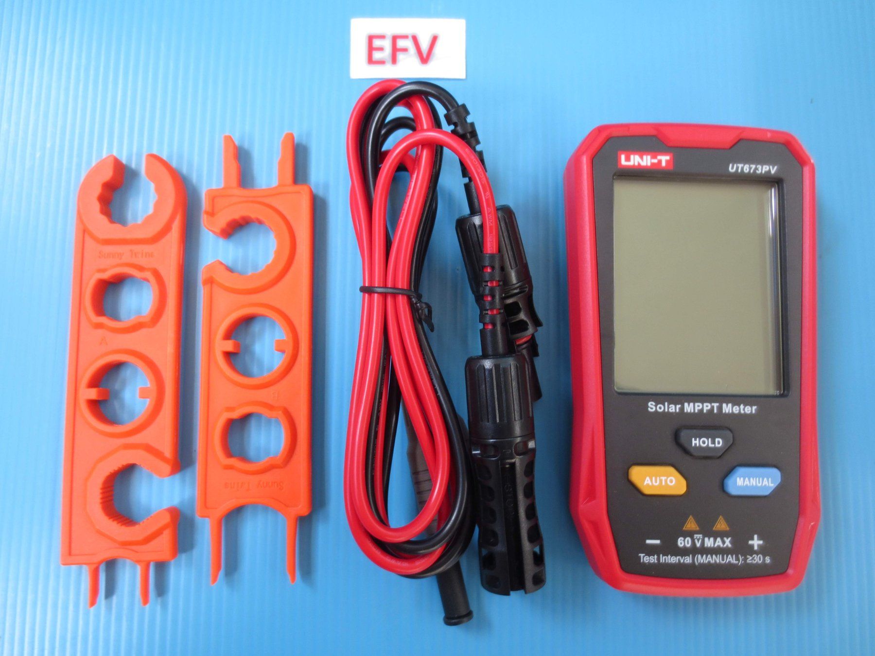 Dispositivi a energia solare: Solarpanel Tester bis 800 Watt MC4 Multimeter LCD-Display – Nuovo e nell'imballaggio originale da Sulz LU venduto da Elektrofachverkauf 1