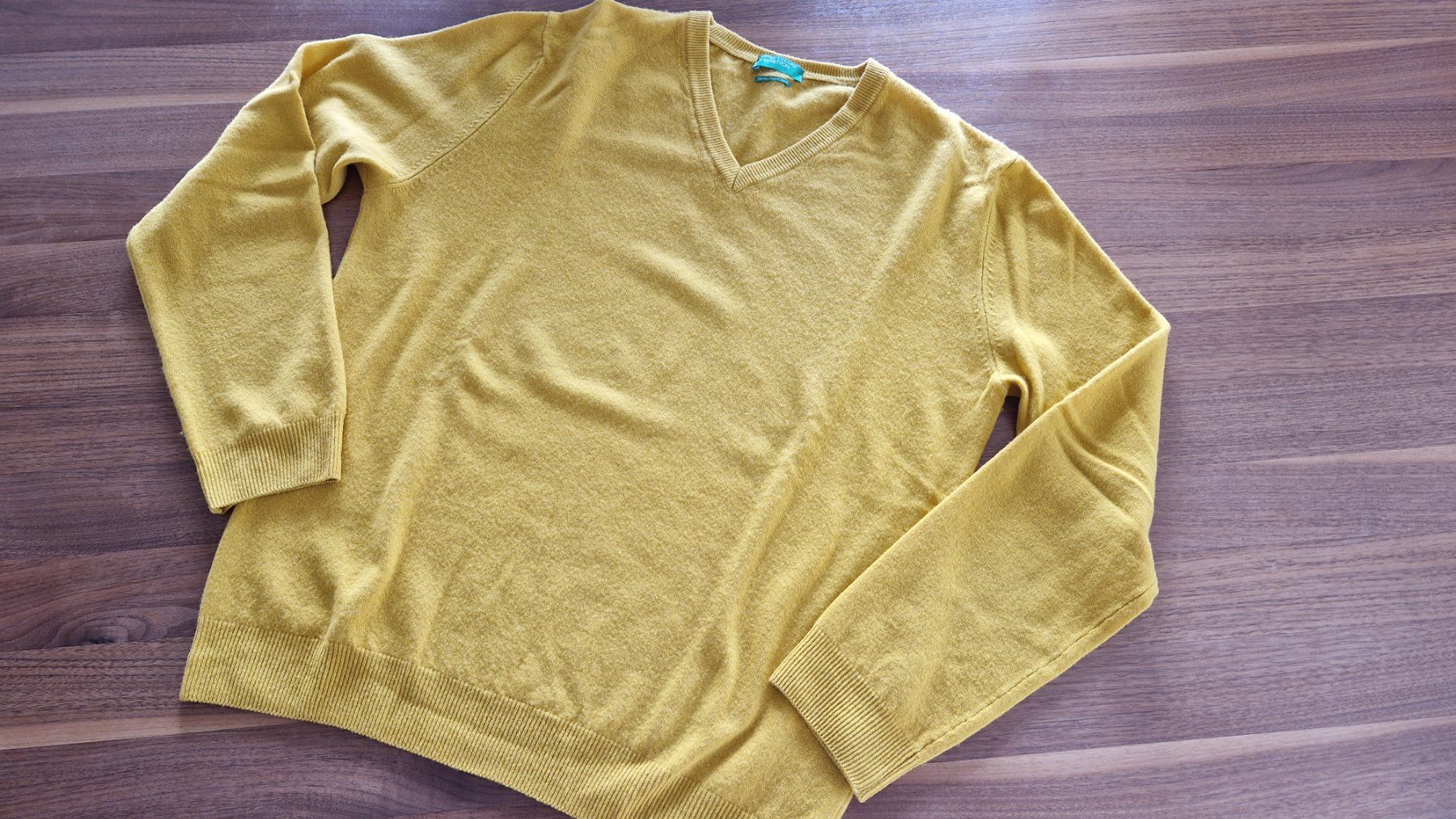 Pullover & Sweatshirts: Pullover United colors of Benetton – Gebraucht aus Auenstein von Biland999