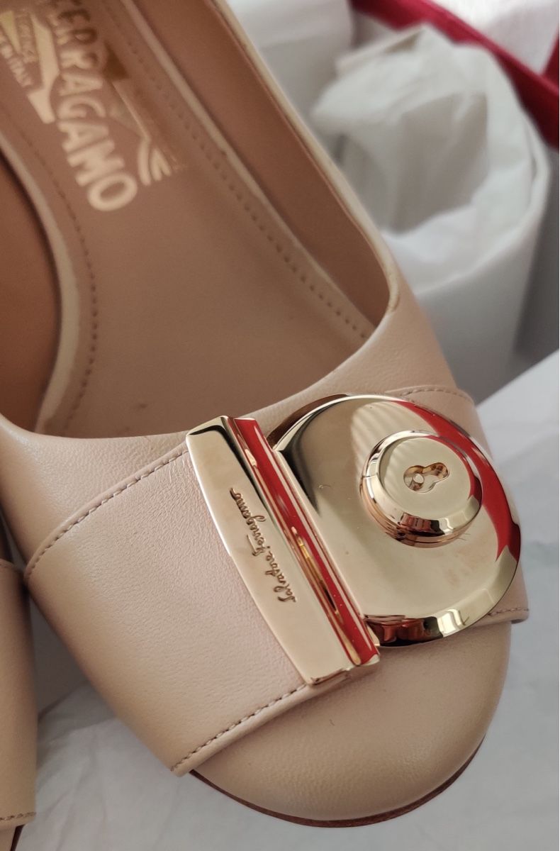 Salvatore Ferragamo Scarpe da donna: SALVATORE FERRAGAMO LEATHER PUMPS – Usato da Zollikon venduto da ces-chic 2