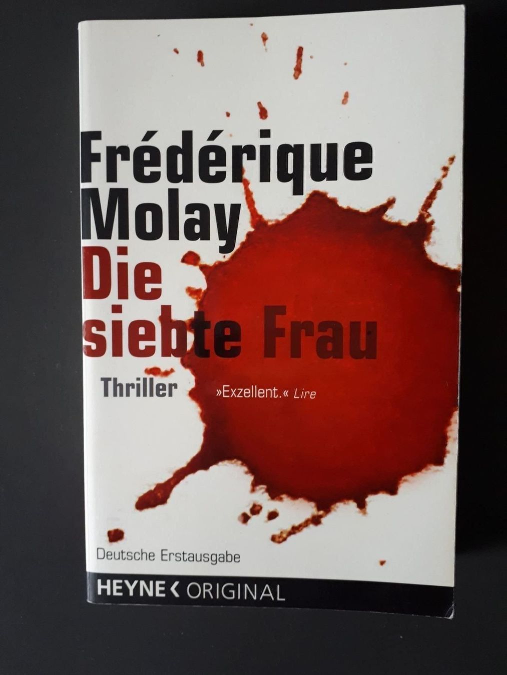 Bücher: Frédérique Molay Die siebte – Gebraucht aus Basel von Alacant