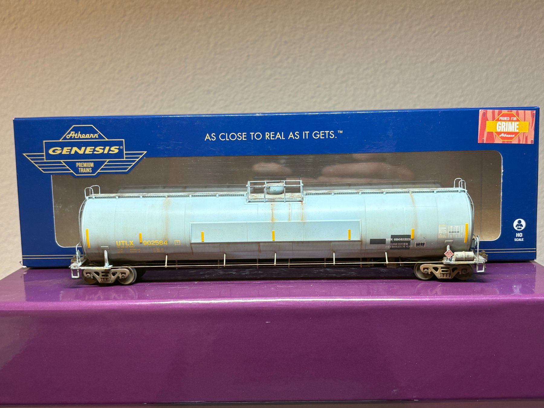 Athearn Modelleisenbahnen: Athearn Genesis LPG-Tankwagen mit Weathering – Neu (gemäss Beschreibung) aus Cham von scamps01
