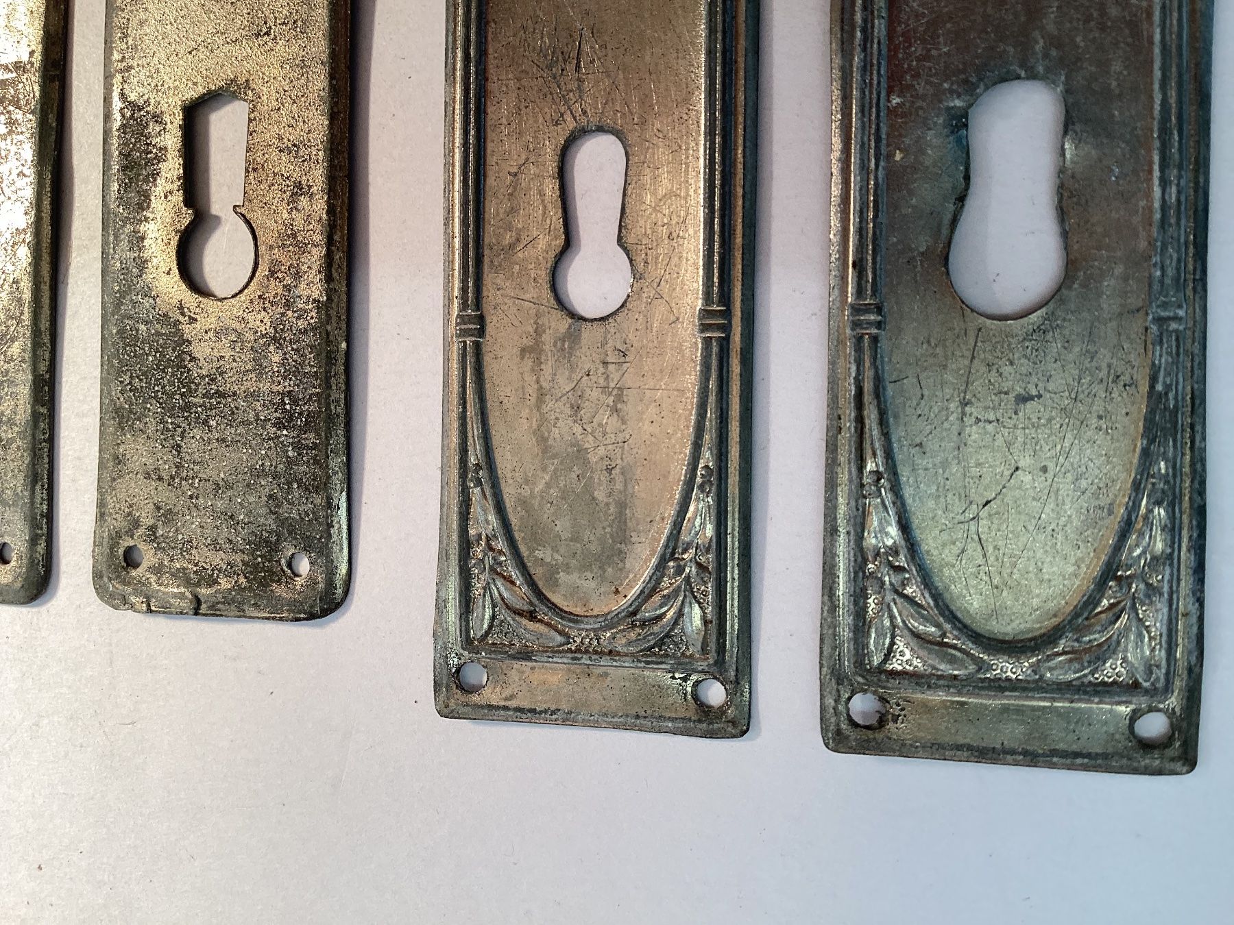 Ferramenta: 7 antike Türschilder Metall, Jugendstil, verschiedene Grösse – Usato da Eglisau venduto da mar_5rn2 7