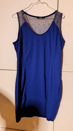Sommerliches, blaues Kleid mit Spitze, Grösse 38/M