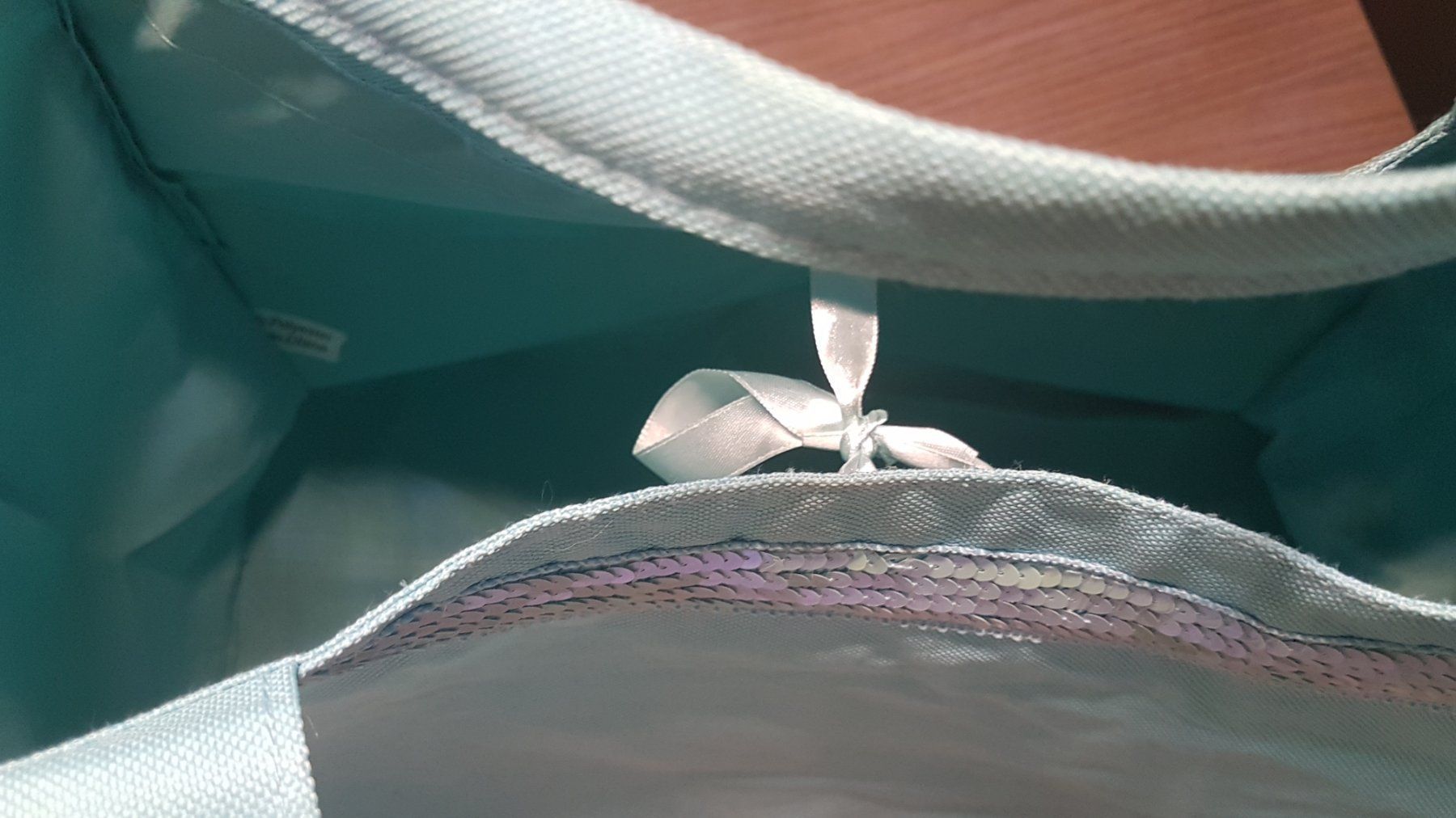 Borse da donna: Petit sac de plage, course...avec sequin marque Douglas (2) – Usato da Villiers venduto da san_jn5w 5