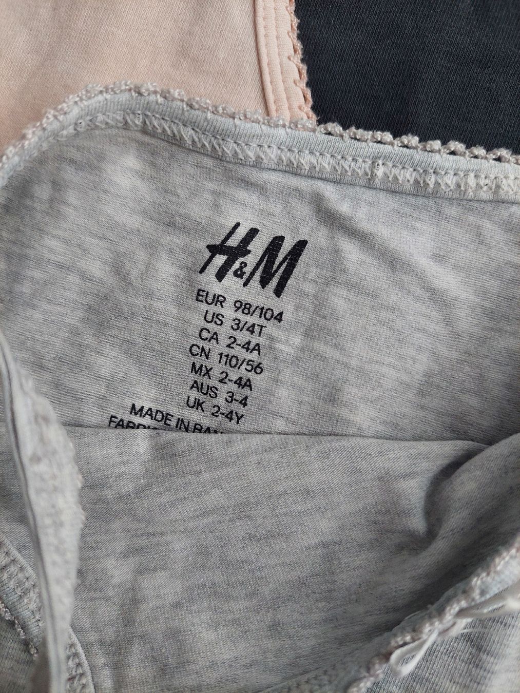H&M Biancheria intima: H&M Unterhemden, Gr. 98/104 – Usato da Hüntwangen venduto da ManuM2014 2