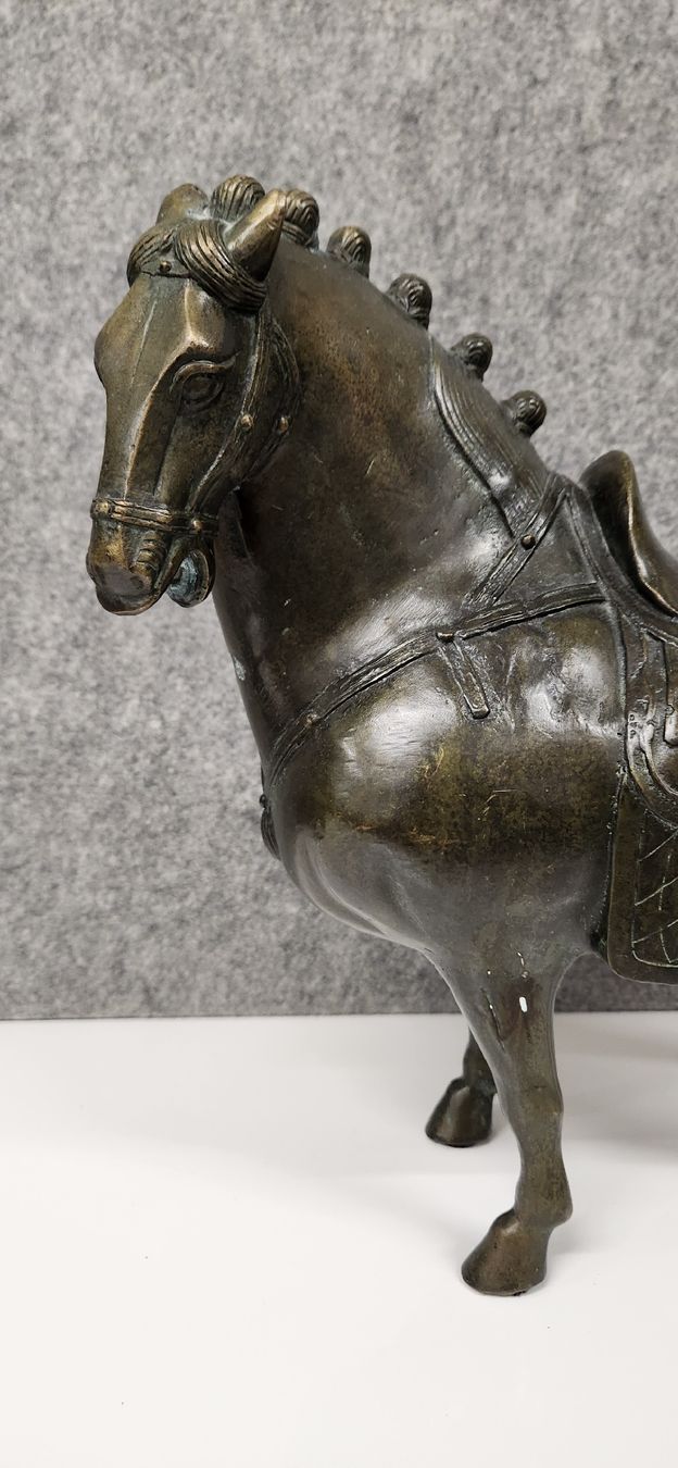 Statuette: Chinesisches Ming Pferd 4/6 – Usato da Wollerau venduto da CH8832 1