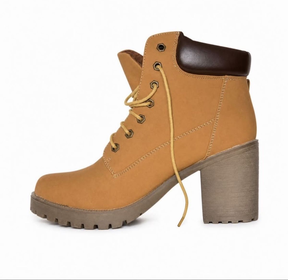 Scarpe da donna: Stivaletti donna numero – Usato da Payerne venduto da Petite-vendeuse