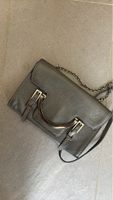 Coccinelle Handtasche Leder mit Kette guter Zustand