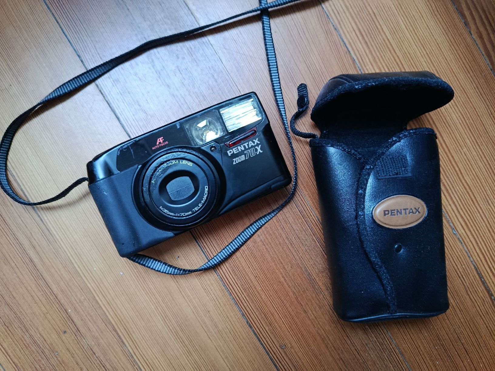 Pentax Fotocamera: Fotocamera Pentax Zoom 70-X + custodia – Usato da Bellinzona venduto da vin_jm7f 1