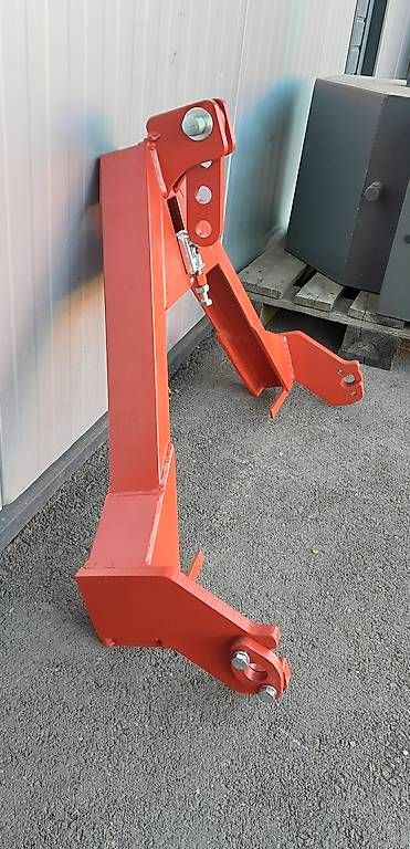 Trattori: Adapter Dreipunkt zu Traktor – Usato da Ufhusen venduto da Bamuf 1