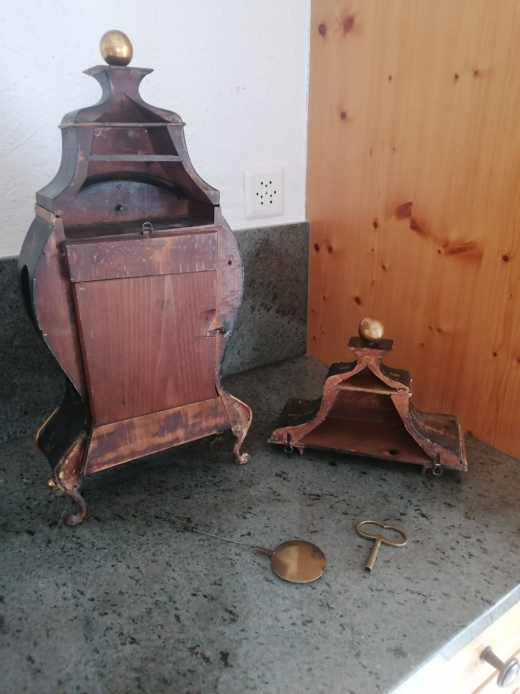 Orologi da terra & Orologi da parete: Neuenburger Pendule – Usato da Altendorf venduto da knu_86m6 2