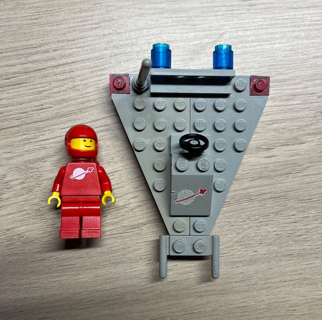 Legoland Kit di costruzioni: Légo 885 Space Scooter" complet de 1979 – Usato da Courgenay venduto da Kolfree 5