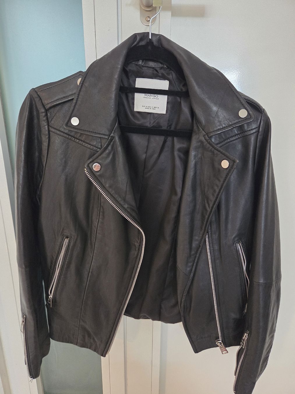 Mango Vestes: Mango leather jacket - black – D'occasion à Zollikon par kklezlova