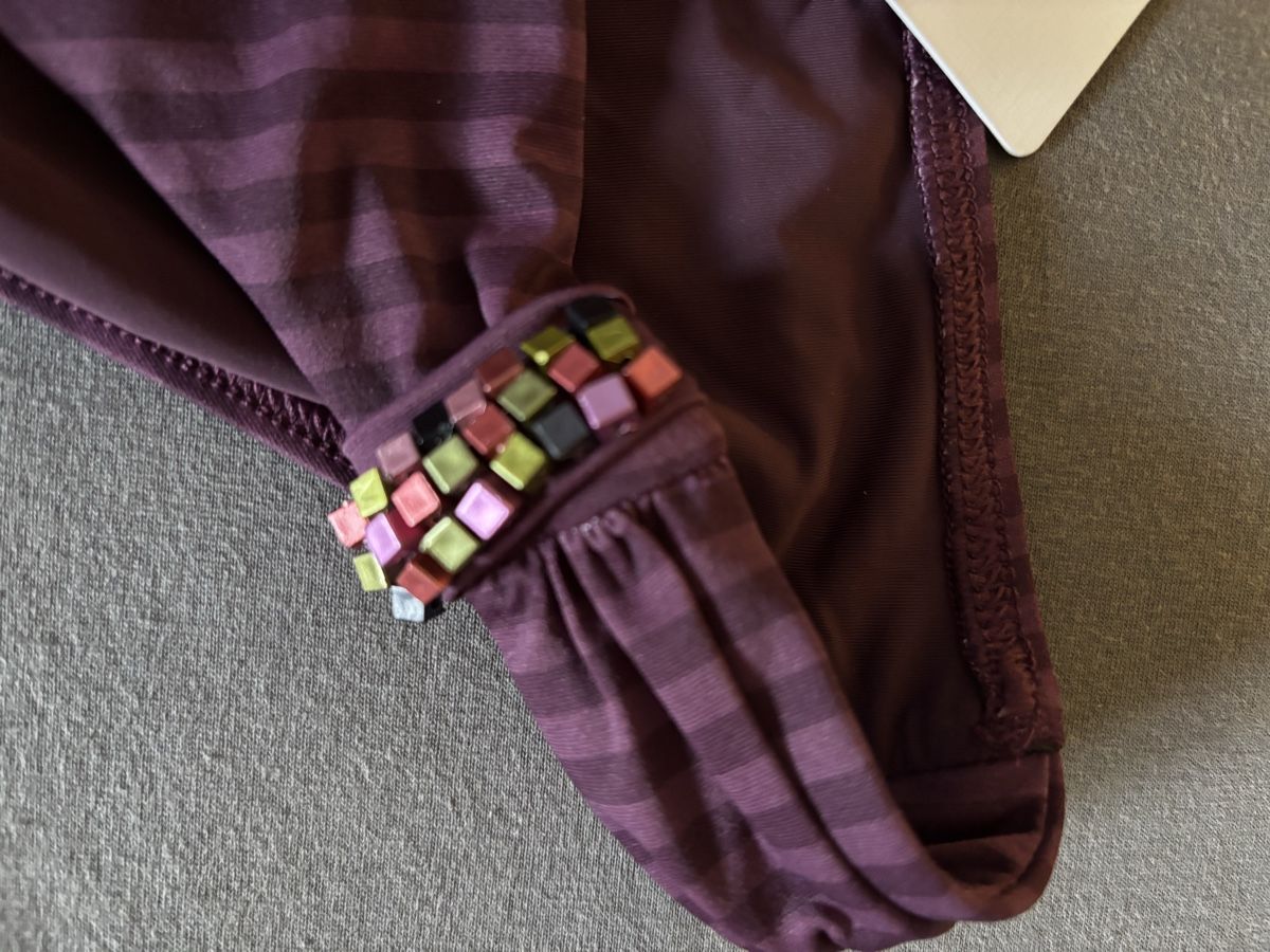 Badekleider & Bikinis: Bikini lila gestreift Grösse 38 – Gebraucht aus Maur von sorglos68 2