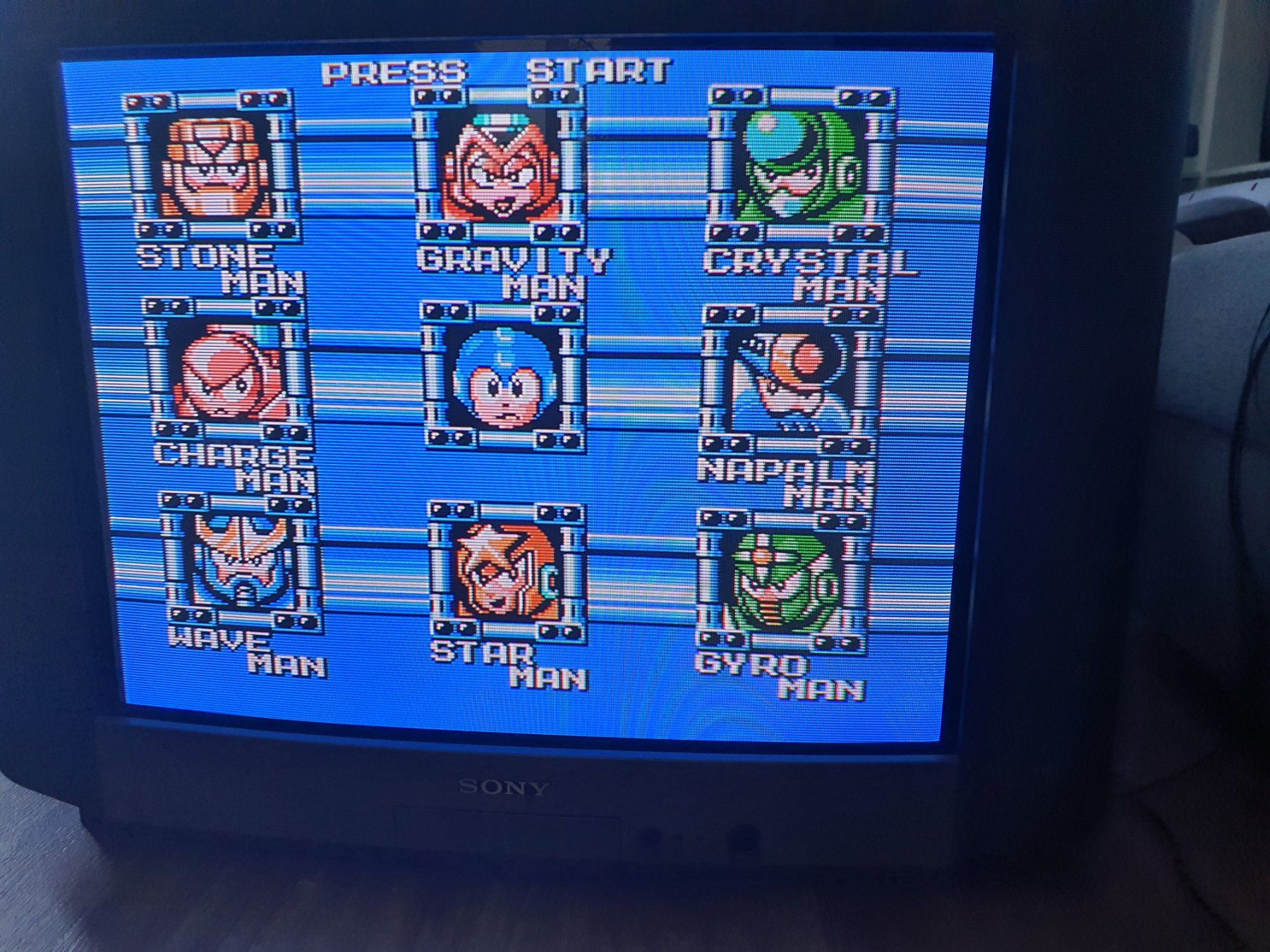 Sony Appareils TV: SONY KV-29C3D Trinitron CRT TV – D'occasion à Bachenbülach par RGB-out 1