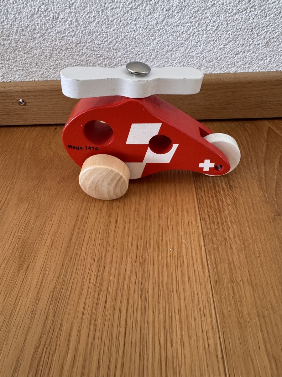 Jouets: Spielzeughelikopter Kind Rega – D'occasion à Oltingen par Funnyface