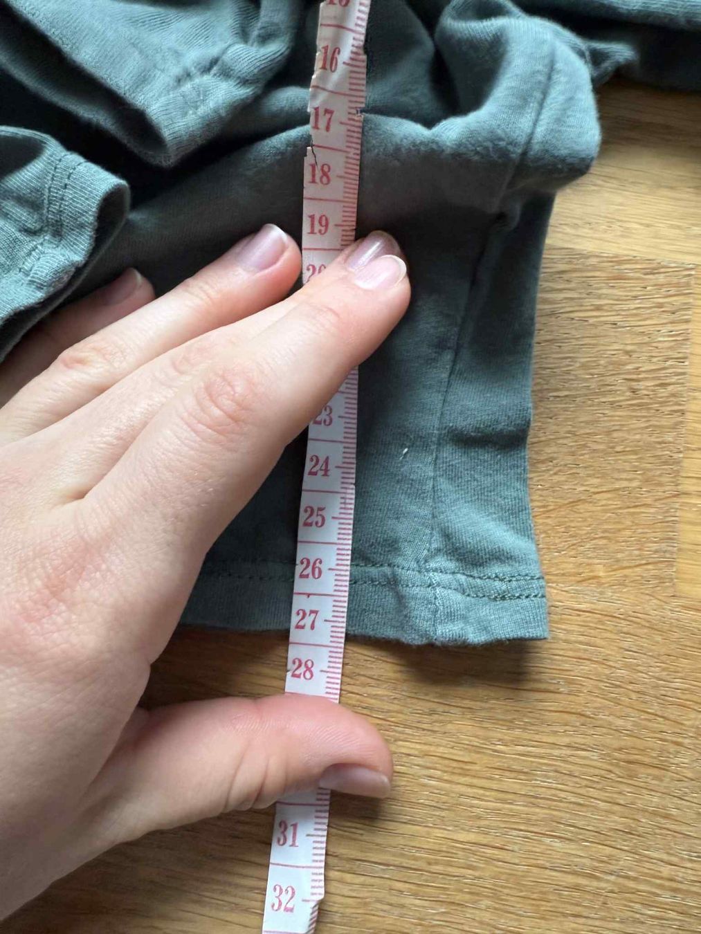 Maglioni & Felpe: Kinder Langarmshirt – Usato da Riehen venduto da ann_76jw 2