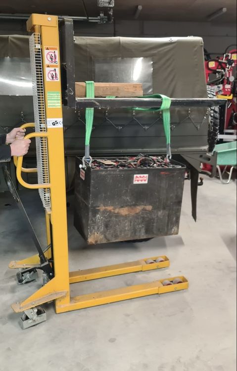 Occ. Ekström Hand Hydraulik-Stapler 1T (Gebraucht) in Sennwald für CHF ...