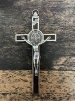 Croix de Saint Benoît