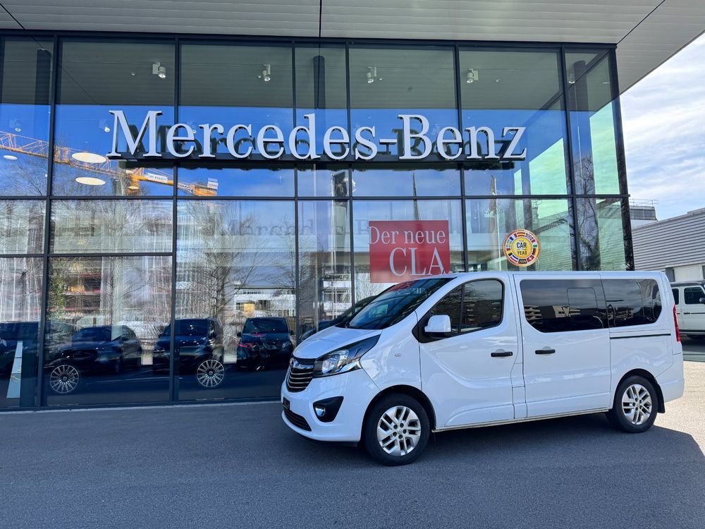 Elegantes Opel Vivaro Service Zurckstellen Ebenbild