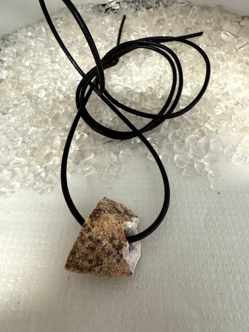 Pietre preziose: Achat-Druse an Lederkordel – Nuovo (secondo la descrizione) da Biberist venduto da tl-schmuck 1