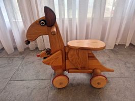 Antikes Holzspielzeug Hund mit Räder Vintage Dekoration