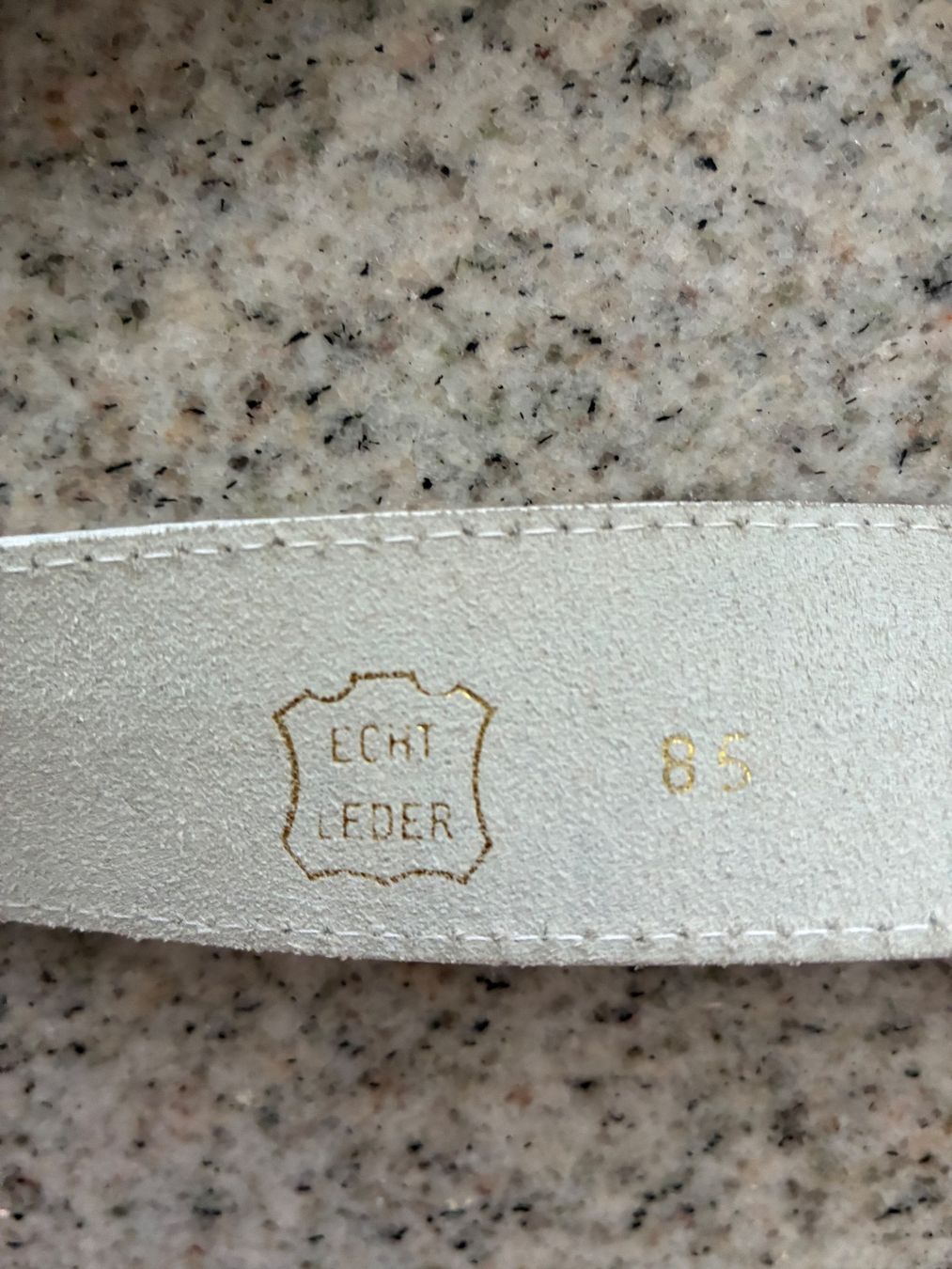 Gürtel: Edelweiss Ledergürtel – Gebraucht aus Pfungen von 17j_5zgy 2