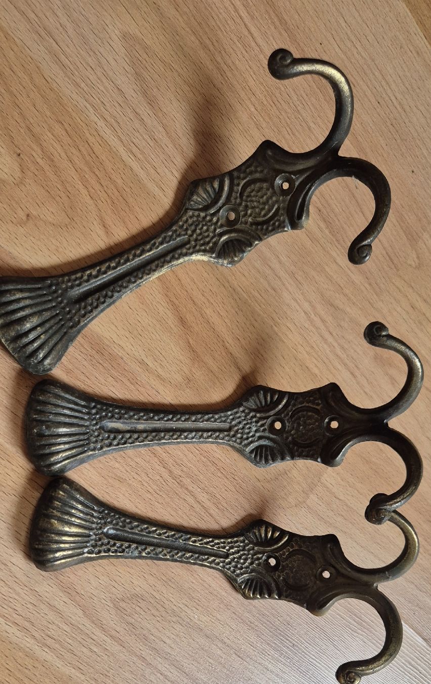 Ferramenta: Messing Kleider Haken – Usato da Moutier venduto da Maria1704