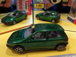 Fiat Bravo  1:43 (mit Box) Bburago IT   > (Box015)