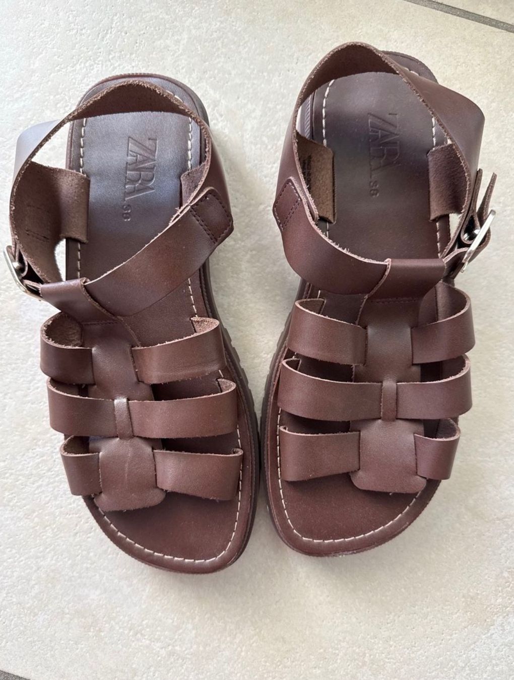 Zara Damenschuhe: ZARA Sandalen Gr. 38 braun – Gebraucht aus Emmen von mir14