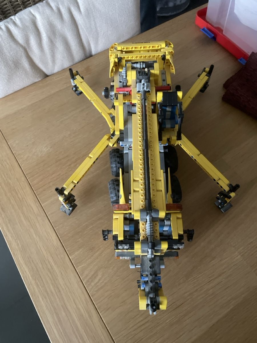 Lego Giocattoli: Lego Technic 80053 – Usato da Aarau Rohr venduto da keedom 2