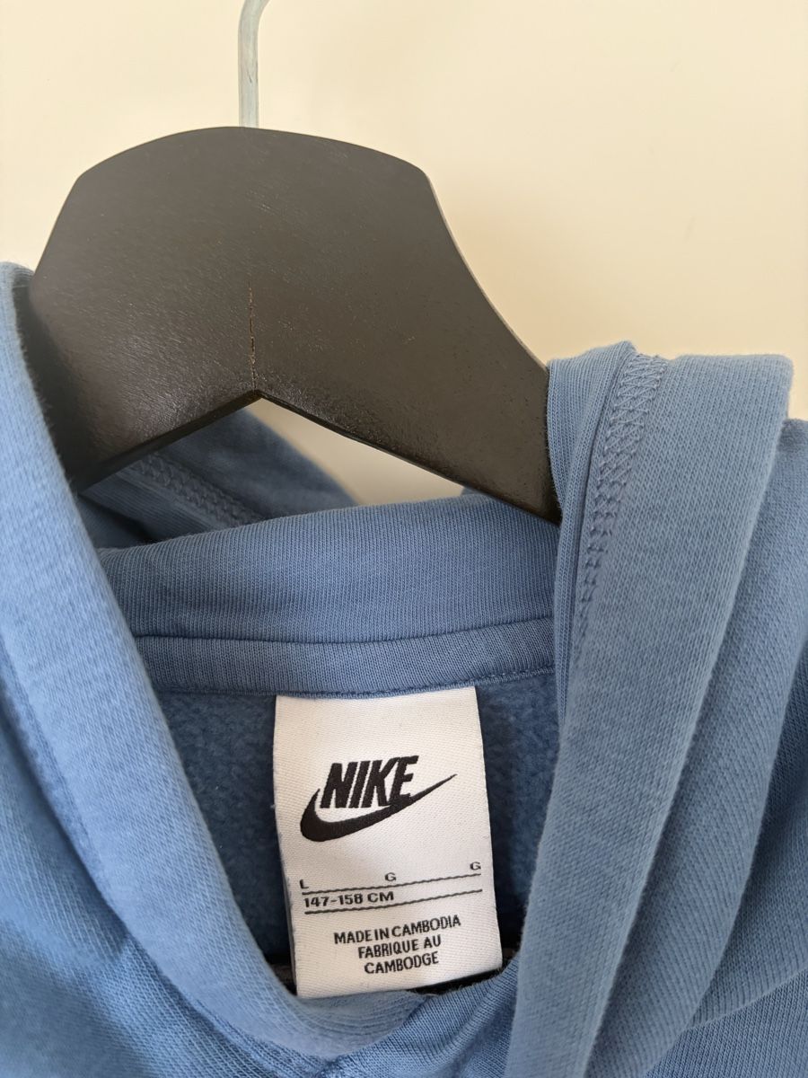 Nike Maglioni & Felpe: Pull Nike bleu clair, parfait pour le printemps – Usato da Montreux venduto da tia_1018 1