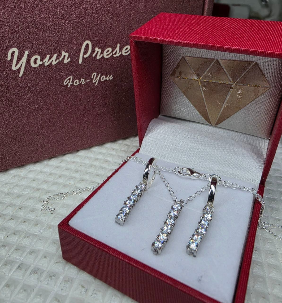Sonstiger Schmuck: Ensemble argent avec zircons – Neu und originalverpackt aus Reconvilier von Tsma67 1