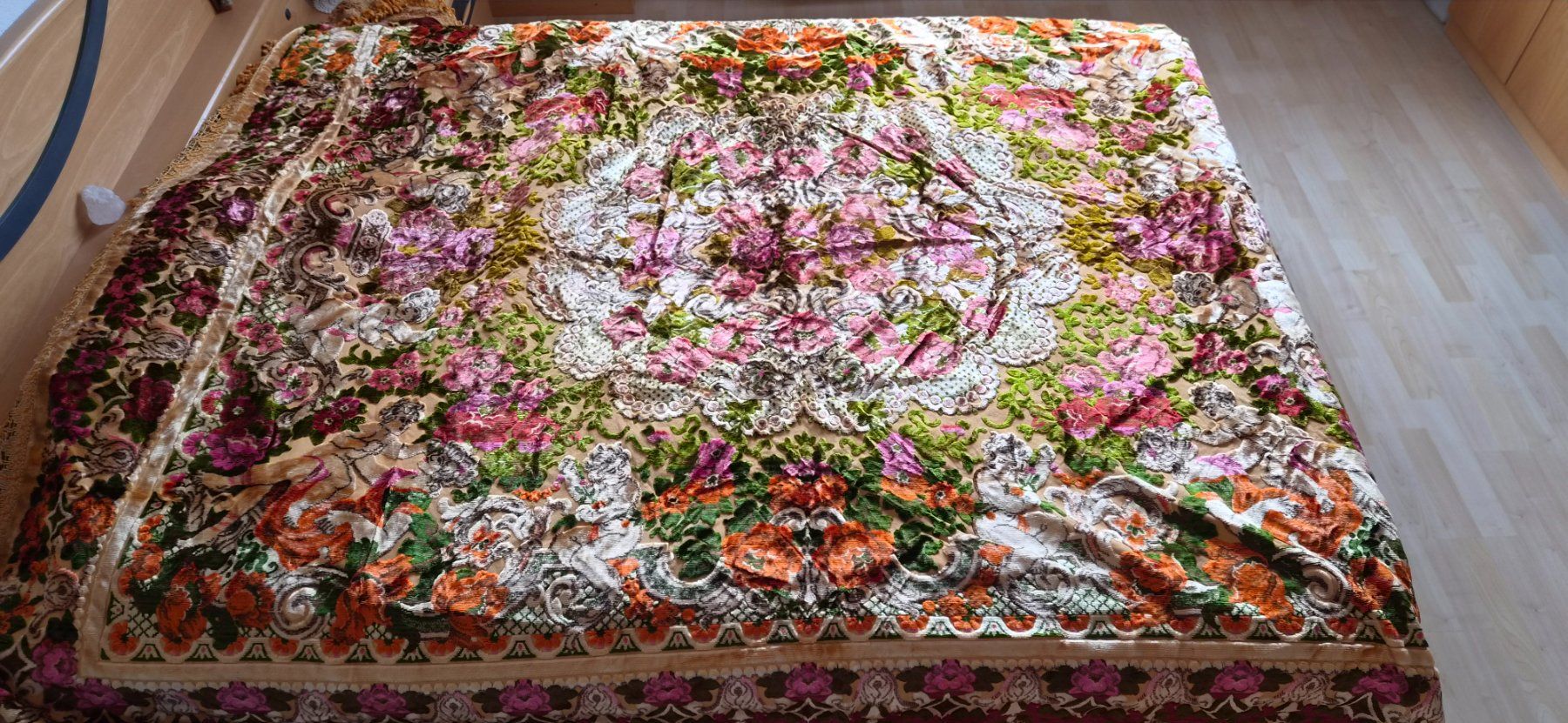 Decken: Vintage Samt-Tagesdecke – Gebraucht aus Horriwil von Hibiskus73 1