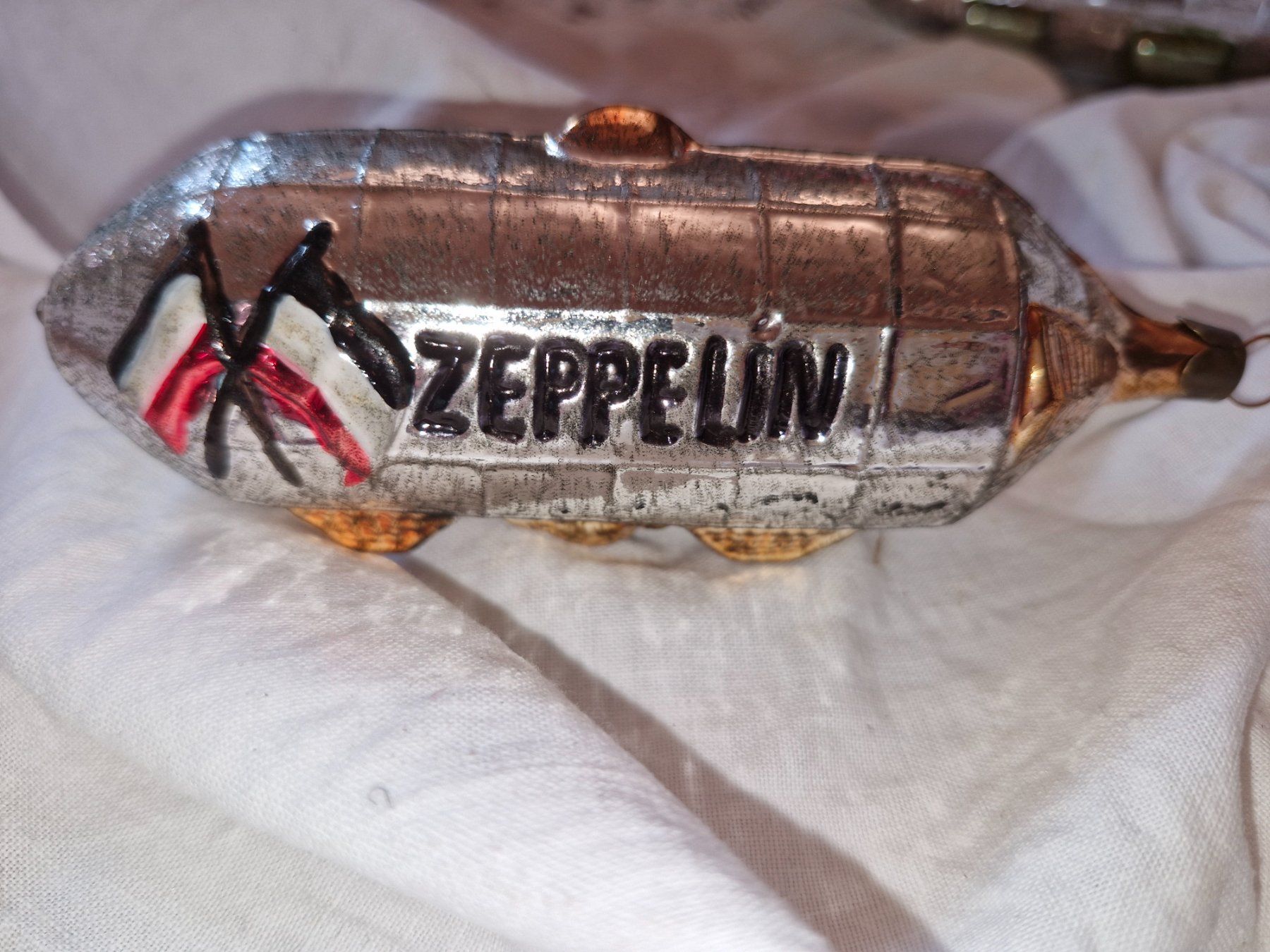 Toutes les décorations: Antiker Christbaumschmuck Zeppelin – D'occasion à Guarda par rue_bpd7 1
