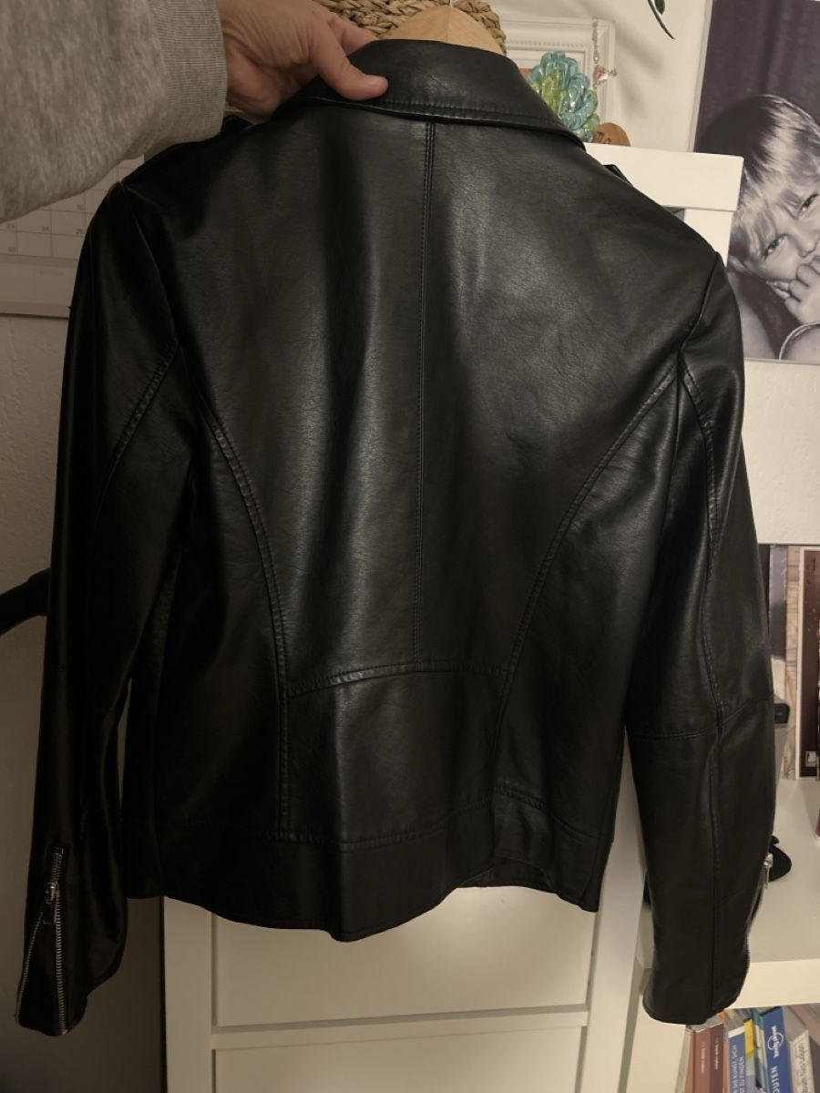 Vila Giacche: Kunstlederjacke, Gr. S, VILA – Usato da Savognin venduto da Miss-Baerbl 3